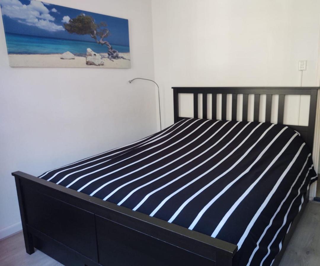 Jordaan Canal View Apartment อัมสเตอร์ดัม ภายนอก รูปภาพ