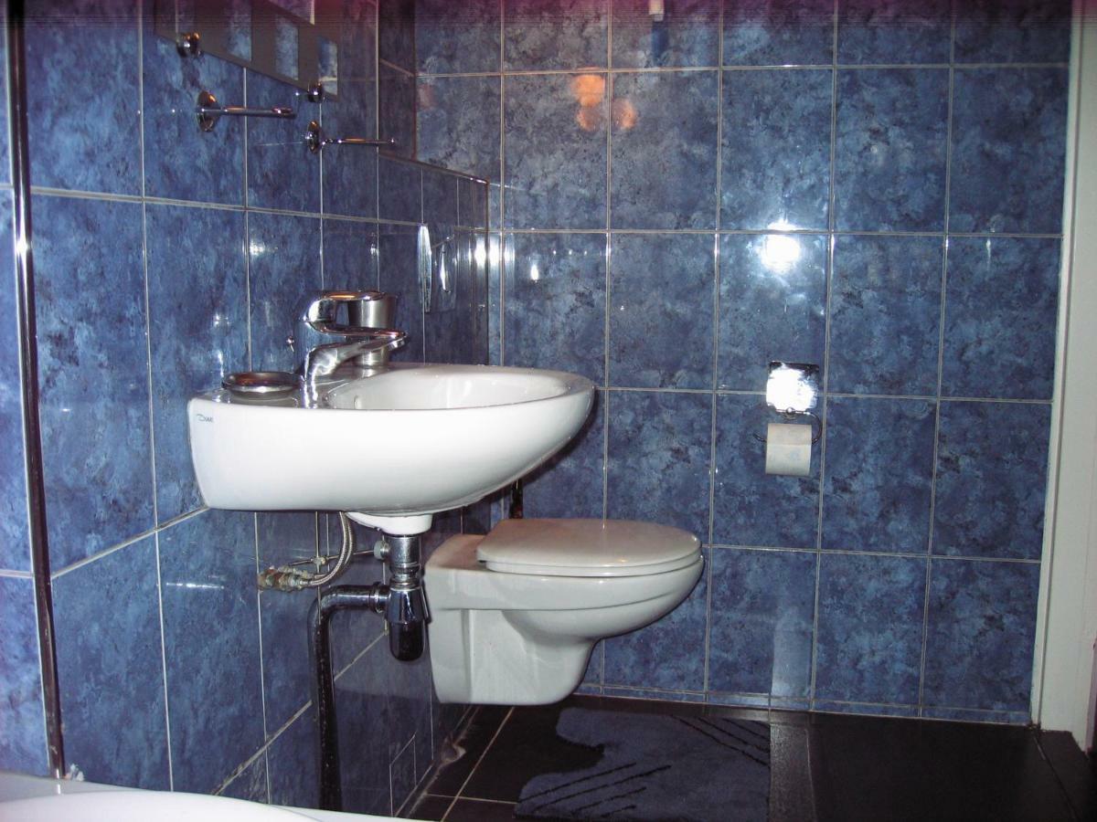 Jordaan Canal View Apartment อัมสเตอร์ดัม ภายนอก รูปภาพ
